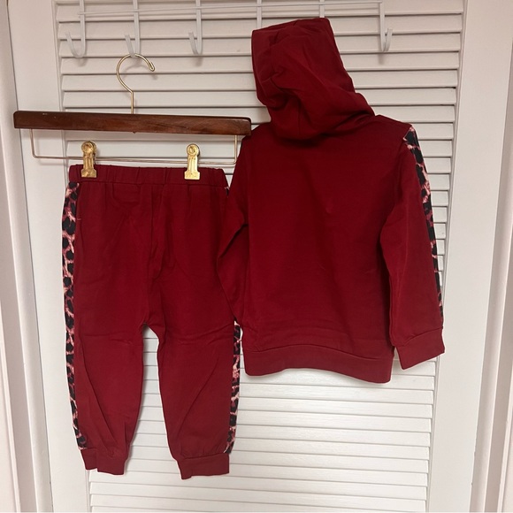 Mama’s Mini two-piece jogger, leopard side with headband size 4-5 Nice n… - Picture 10 of 10